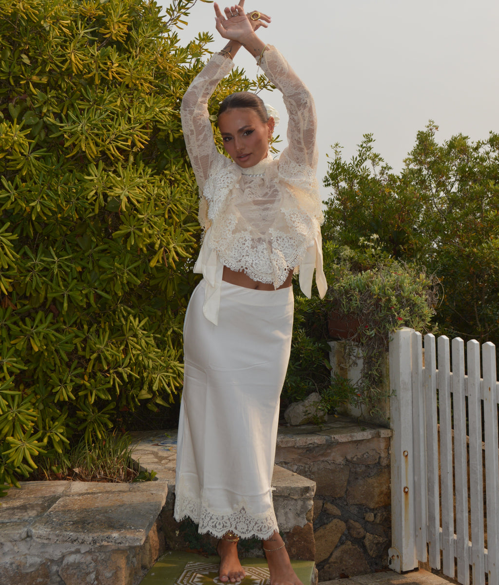 COLETTE LACE SKIRT