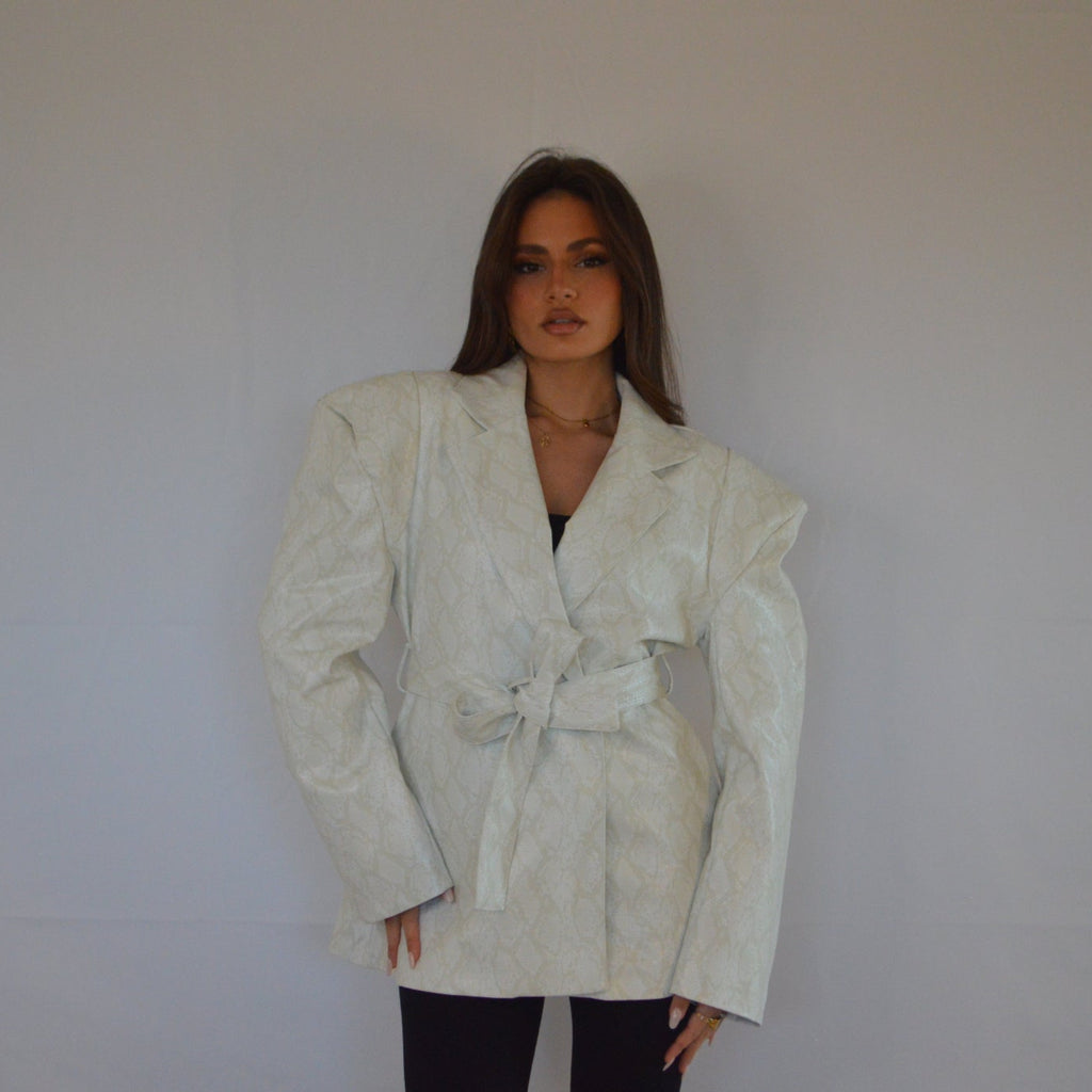 SNEKY JACKET